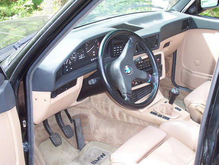 Версия с левосторонним расположением руля